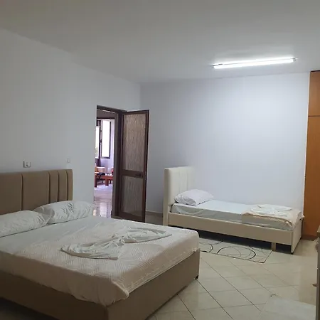 Apartment Ersasion
